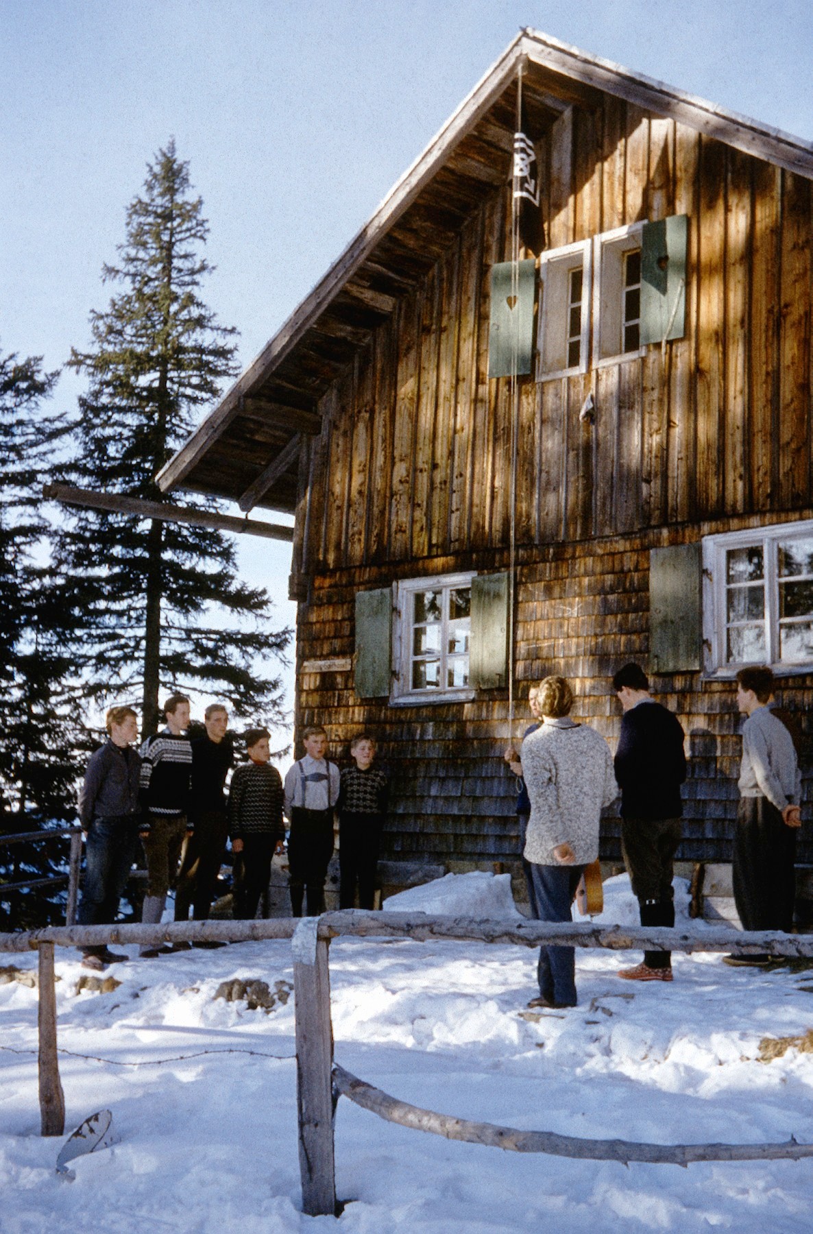 Die Dinser Hütte, Foto von Ende 1963